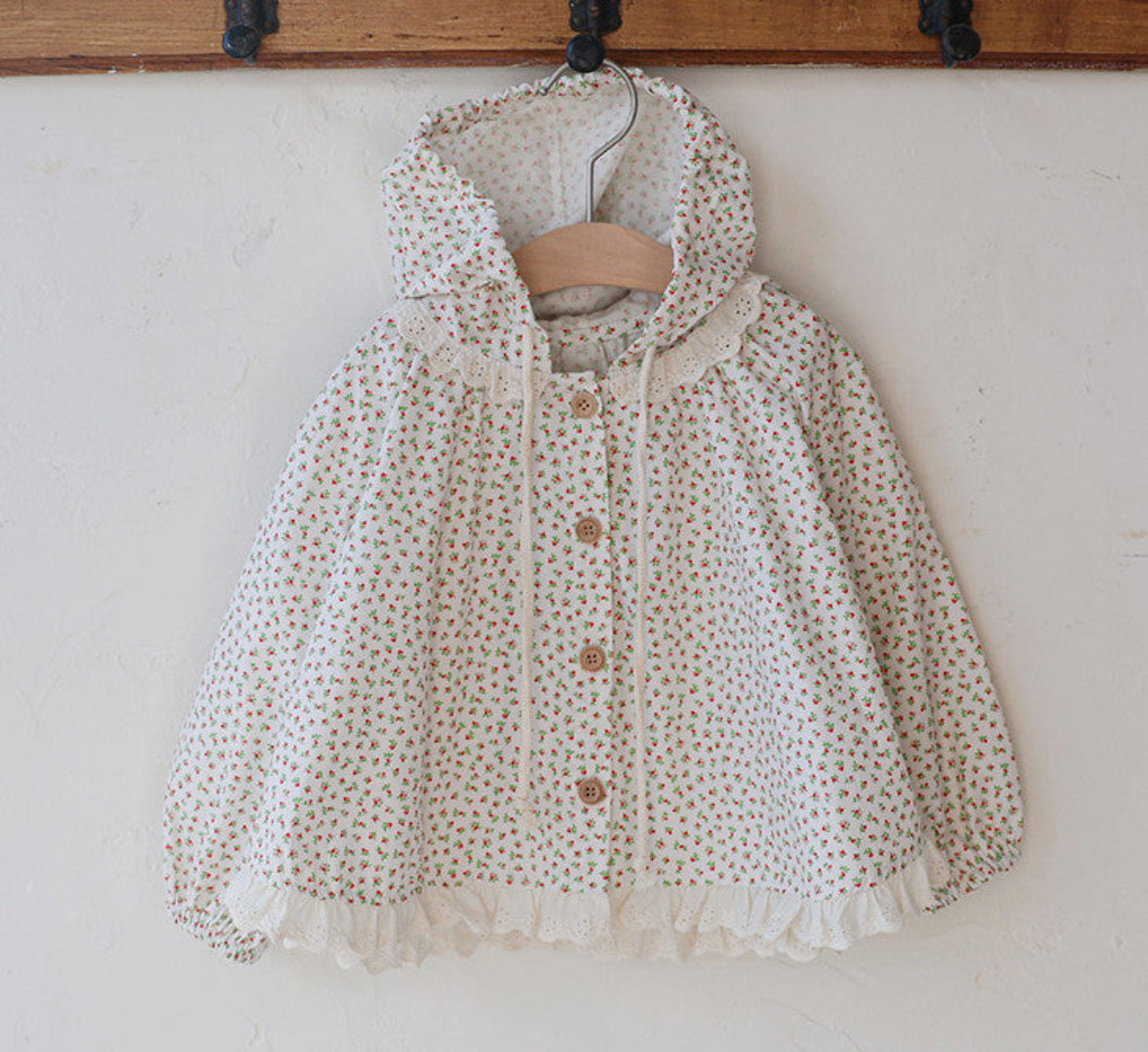 Pony Hood -White