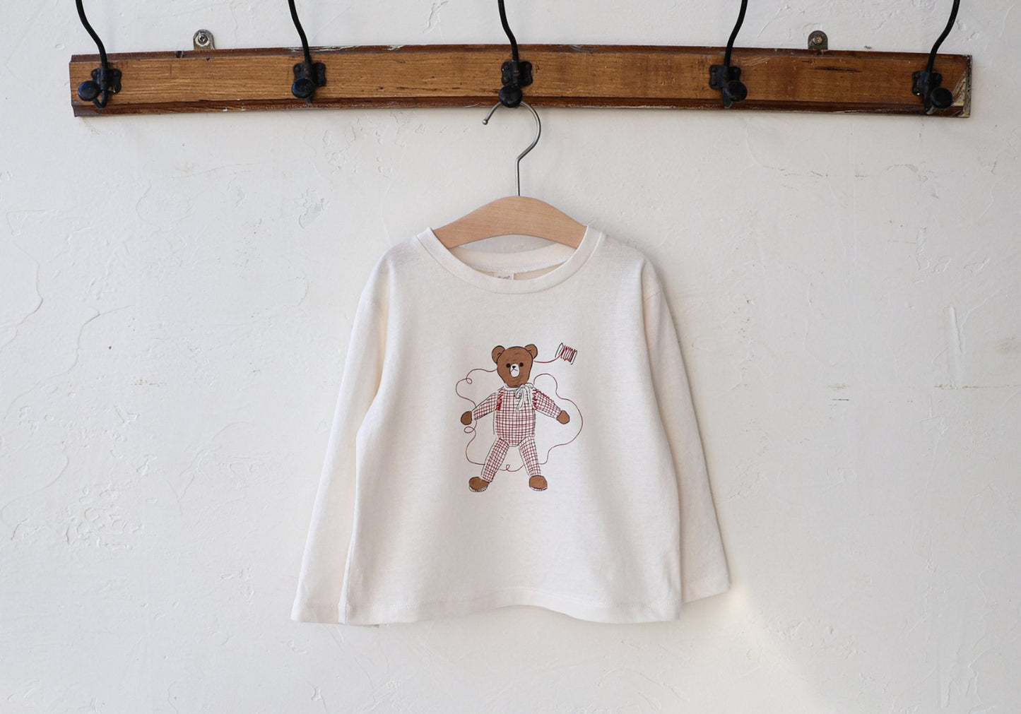 Bear LS T-shirt-Iovry