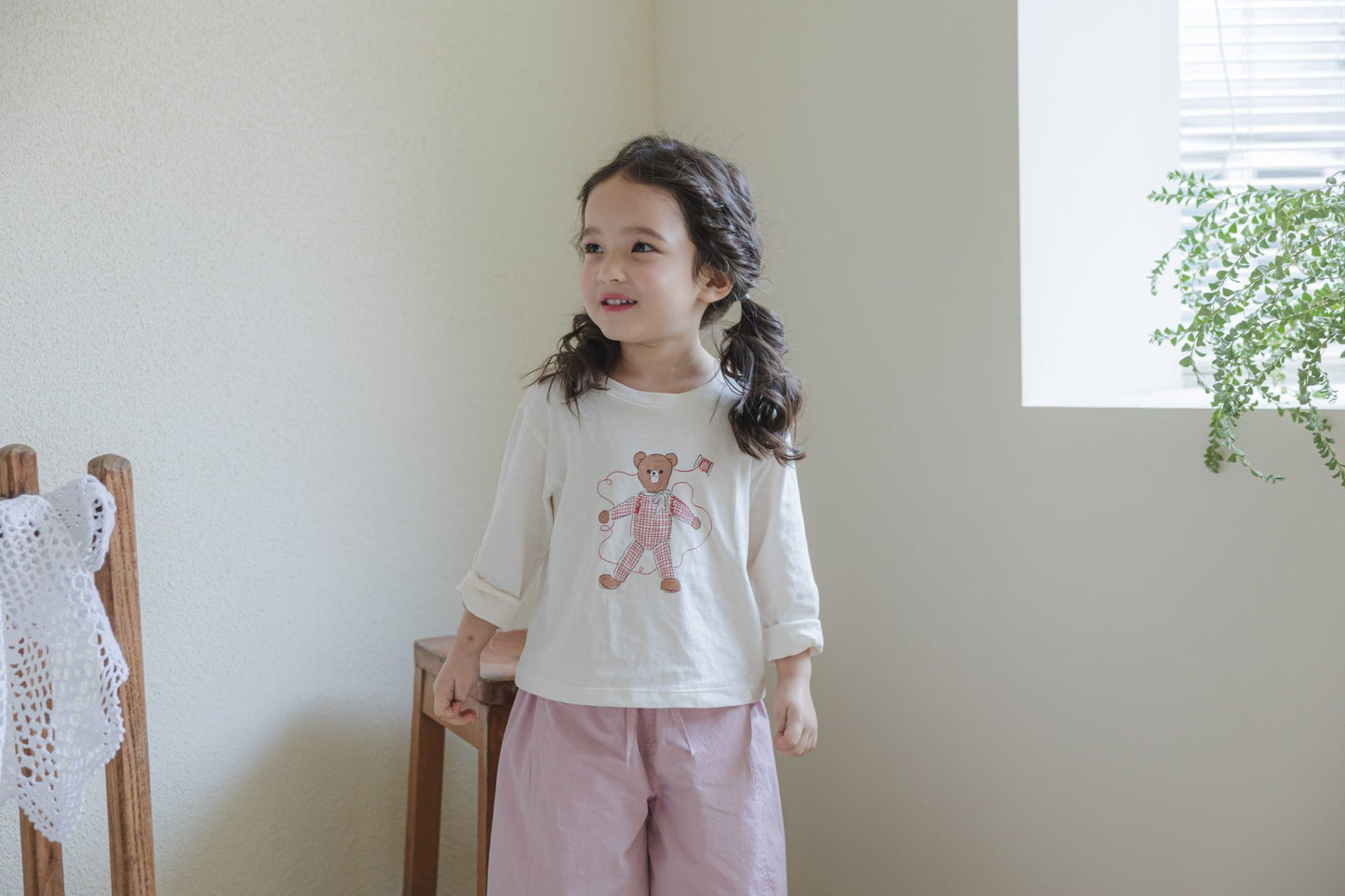 Bear LS T-shirt-Iovry